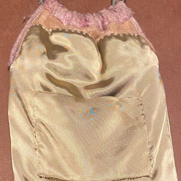 Fuzzy Pink Purse Bag Wristlet Silver Ring Handle Night Out Retro Pouch - Picture 3 of 4